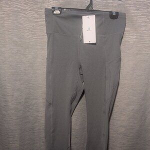 Tag athletica grey leggings